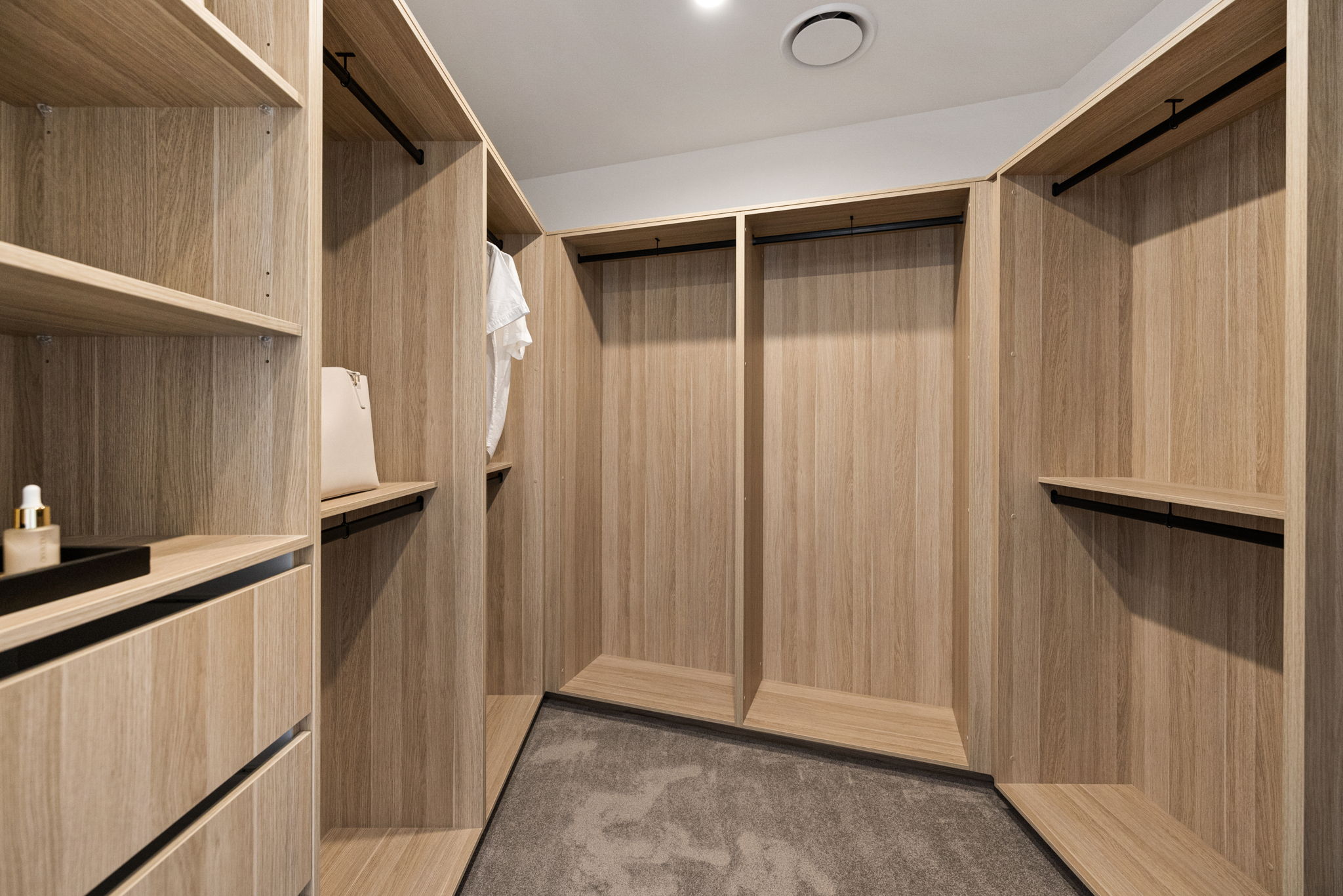 32-web-or-mls-6-aventine-st